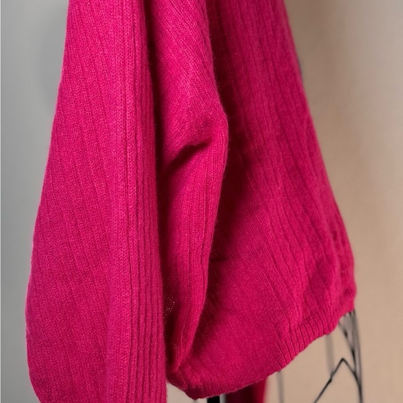 Free People Pink Ribbed Knit Cropped V-Neck Sweater Size L - Picture 2 of 5